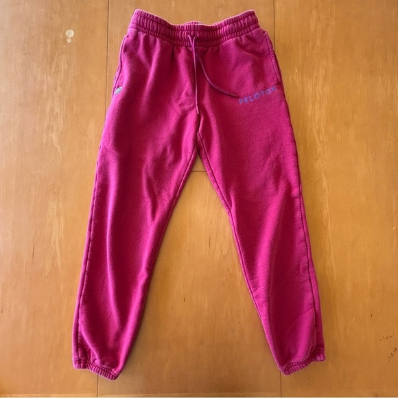 Peloton pink small joggers - Picture 2 of 14